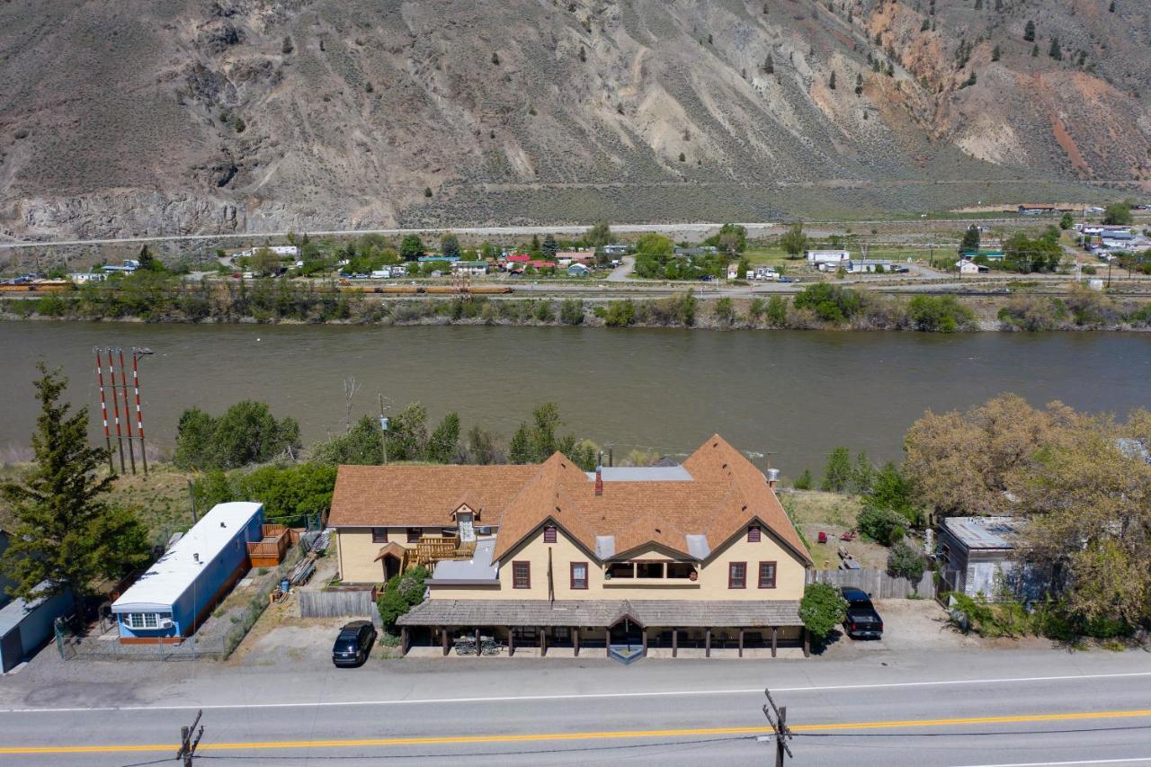 The Inn At Spences Bridge Extérieur photo